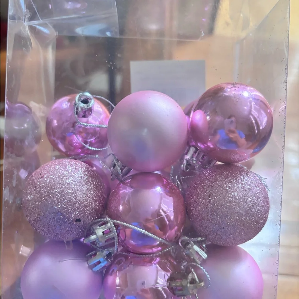 Pink Christmas Ornaments Set
